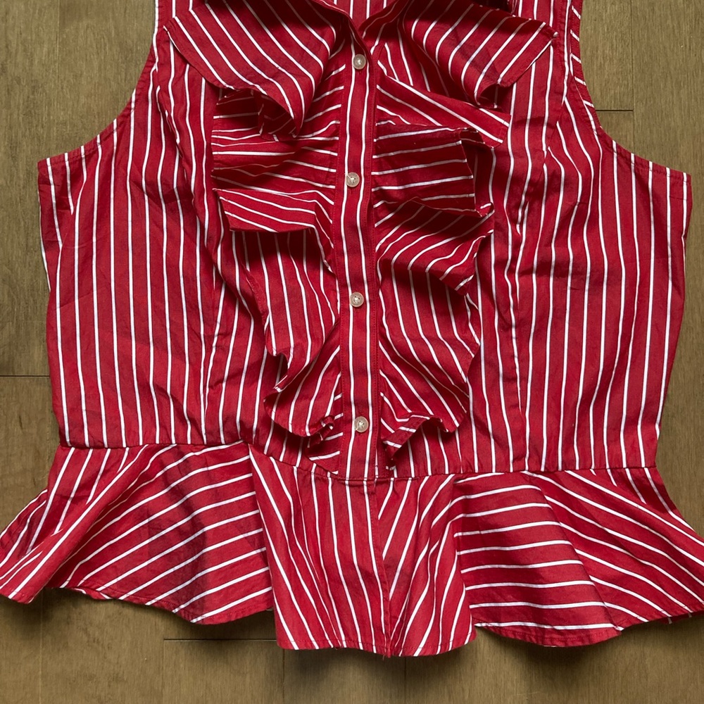 Ralph Lauren ruffled sleeveless blouse